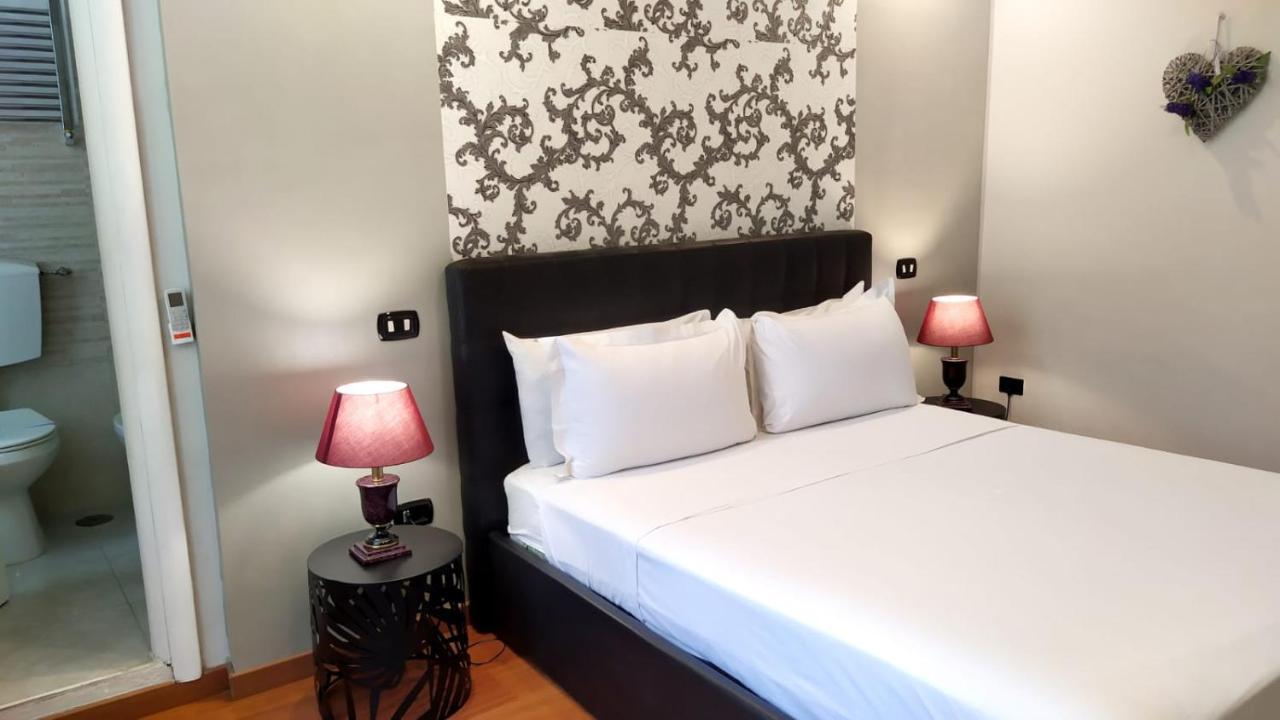 Il Roseto Bed and Breakfast Frosinone Exteriör bild