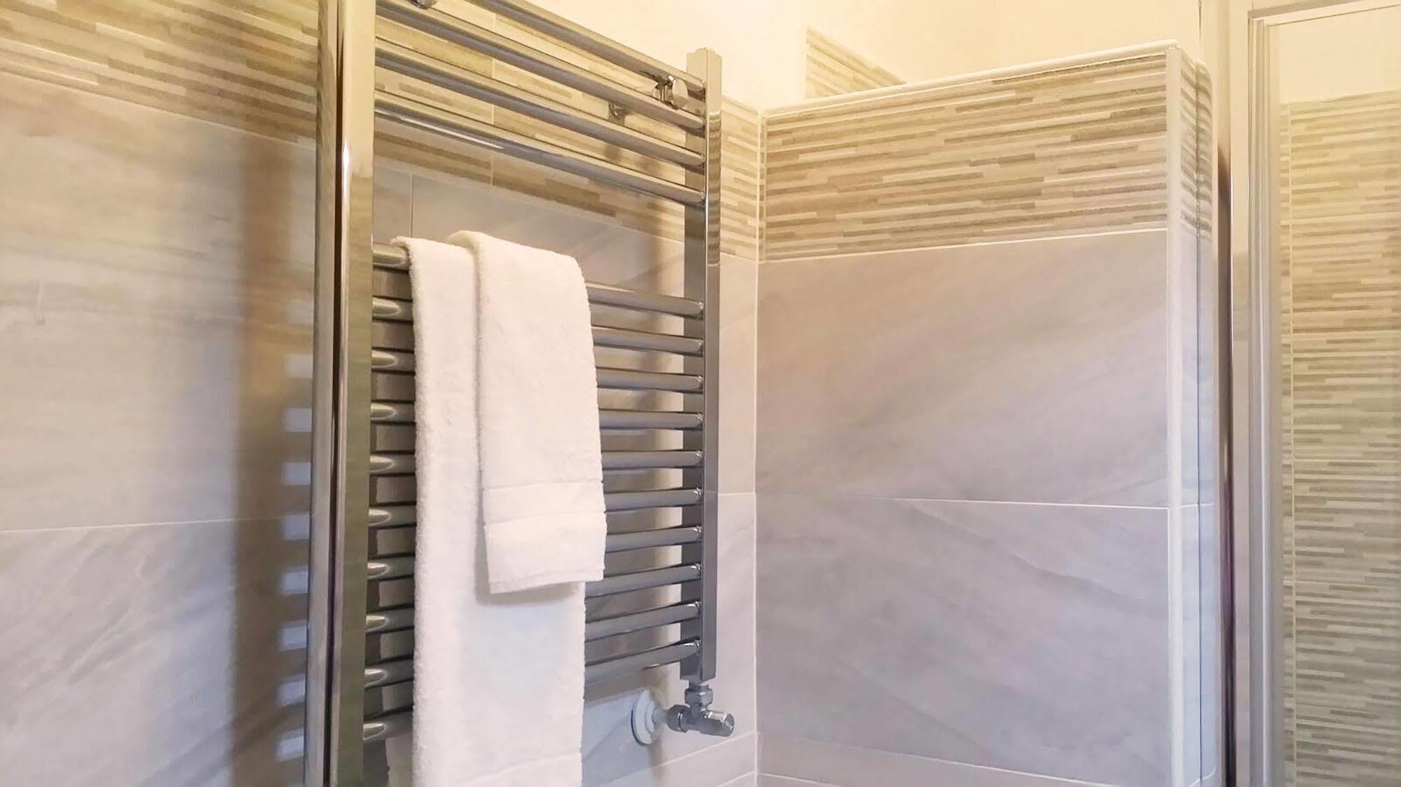 Il Roseto Bed and Breakfast Frosinone Exteriör bild