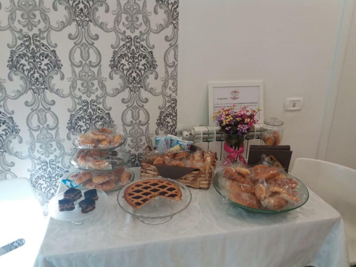 Il Roseto Bed and Breakfast Frosinone Exteriör bild